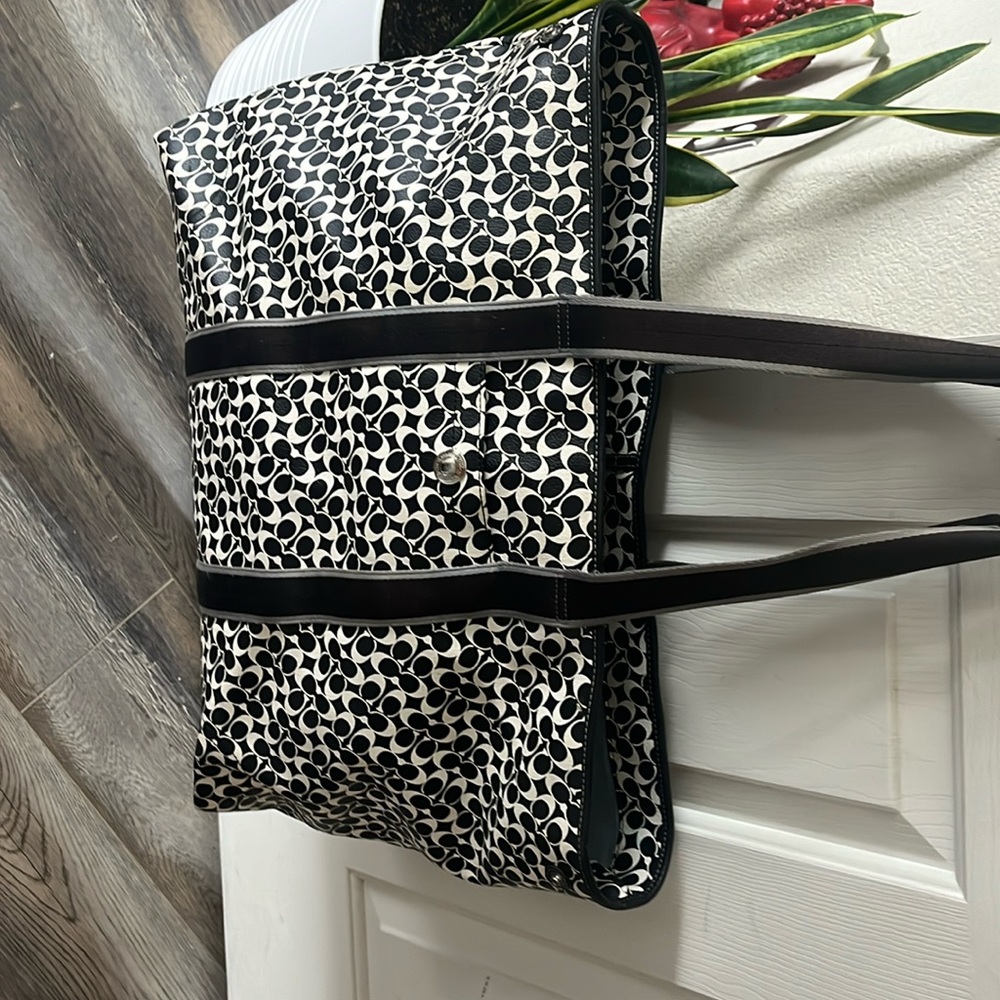 X Large Coach bag